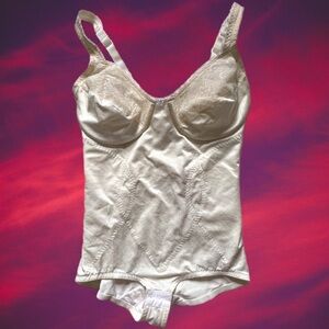 size 38C Elegant Cream Lace Bodysuit - Shapewear by Adonna